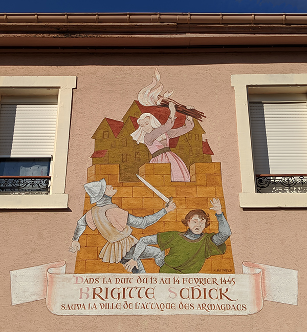 peinture en facade du 2 rue Brigitte Schick à Guebwiller